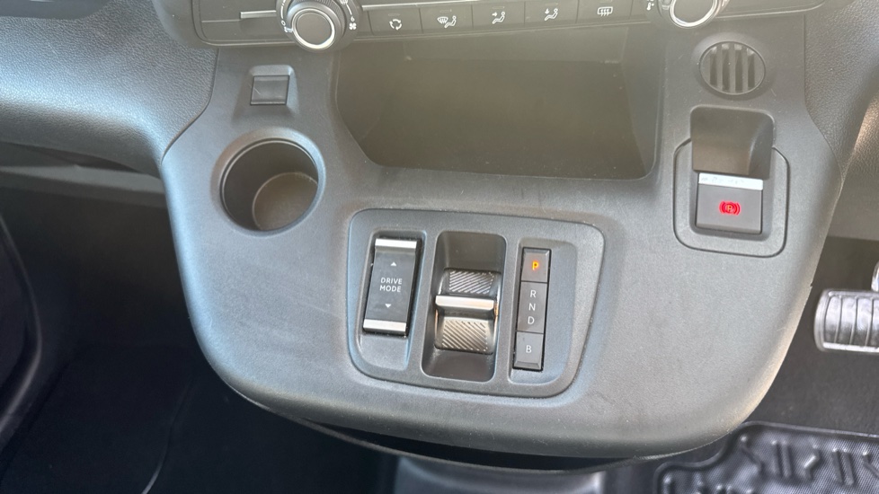 Citroen Berlingo 100kW Feel XL 50kWh 5dr Auto [7 seat] Electric Estate - Image 28