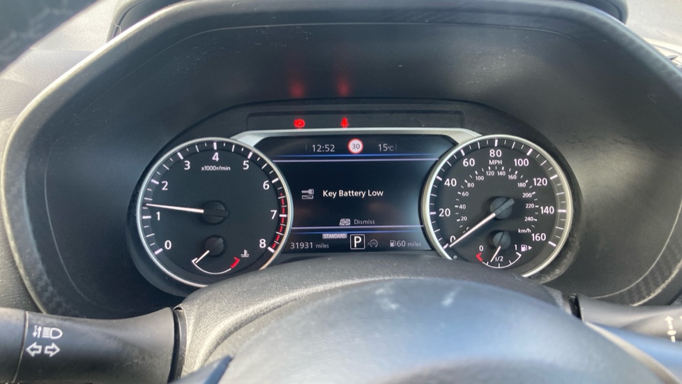 Nissan Juke 1.0 DiG-T 114 N-Connecta 5dr DCT Petrol Hatchback - Image 18