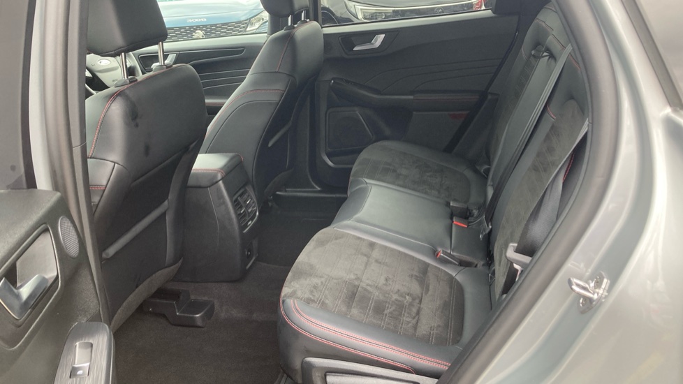 Ford Kuga 2.5 FHEV ST-Line Edition 5dr CVT Hybrid Estate - Image 16