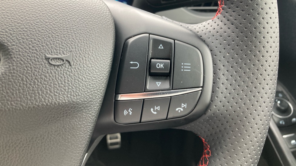 Ford Kuga 2.5 FHEV ST-Line Edition 5dr CVT Hybrid Estate - Image 30