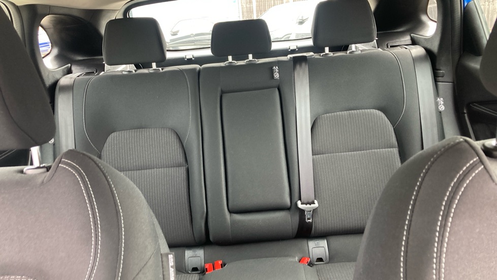 Nissan Qashqai 1.3 DiG-T MH 158 Acenta Premium 5dr Xtronic Petrol Hatchback - Image 15