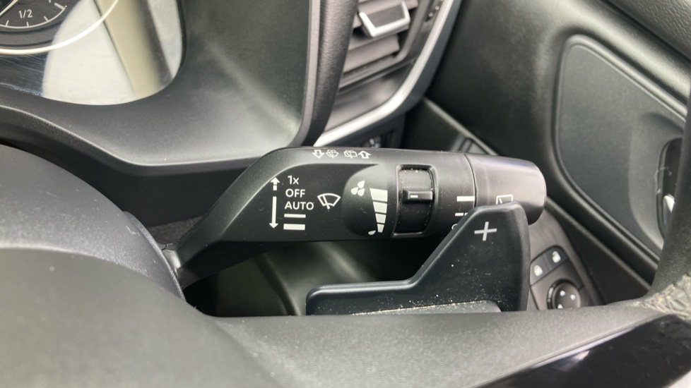 Nissan Qashqai 1.3 DiG-T MH 158 Acenta Premium 5dr Xtronic Petrol Hatchback - Image 25