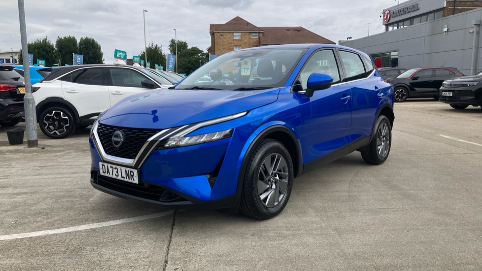 Nissan Qashqai 1.3 DiG-T MH 158 Acenta Premium 5dr Xtronic Petrol Hatchback - Image 36