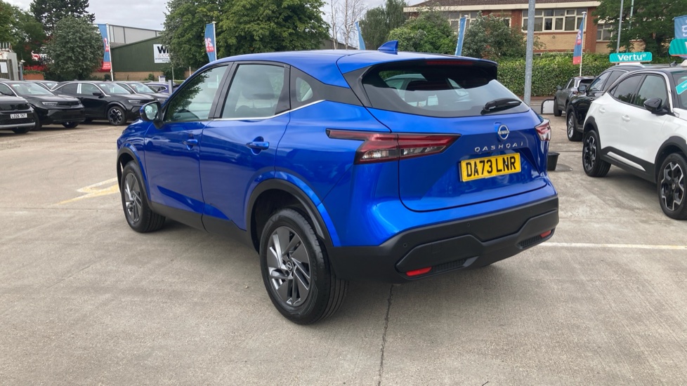 Nissan Qashqai 1.3 DiG-T MH 158 Acenta Premium 5dr Xtronic Petrol Hatchback - Image 40
