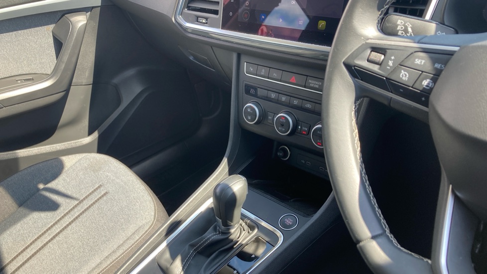 SEAT Ateca 1.5 TSI EVO SE Technology 5dr DSG Petrol Estate - Image 14