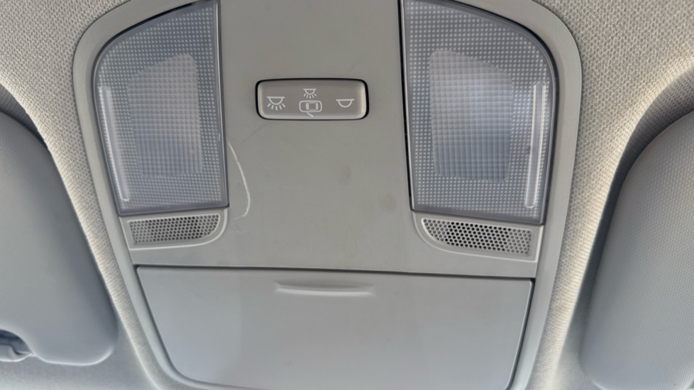 Kia Stonic 1.0T GDi 4 5dr Petrol Estate - Image 31