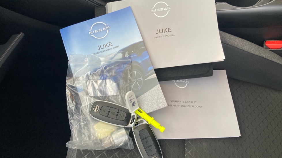 Nissan Juke 1.6 Hybrid N-Connecta 5dr Auto Hybrid Hatchback - Image 19