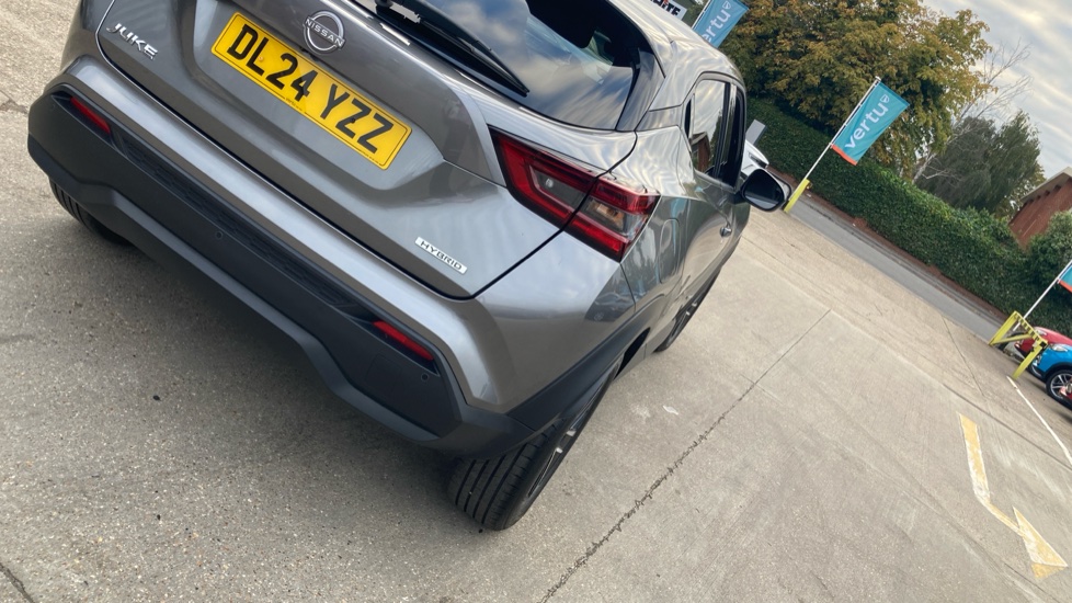 Nissan Juke 1.6 Hybrid N-Connecta 5dr Auto Hybrid Hatchback - Image 38