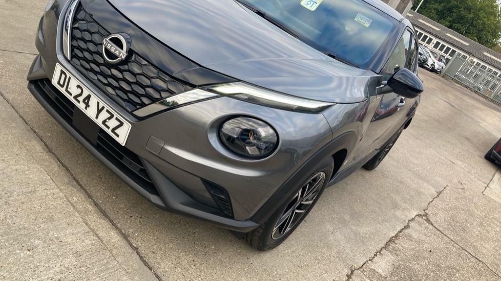Nissan Juke 1.6 Hybrid N-Connecta 5dr Auto Hybrid Hatchback - Image 40