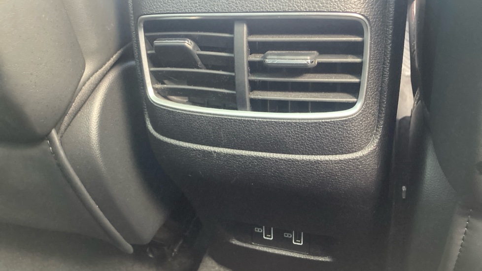 MG HS 1.5 T-GDI Exclusive 5dr DCT Petrol Hatchback - Image 42