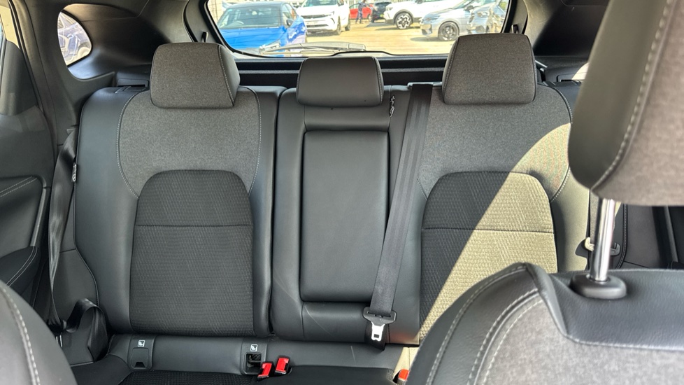 Nissan Qashqai 1.3 DiG-T MH 158 N-Connecta 5dr Xtronic Petrol Hatchback - Image 15