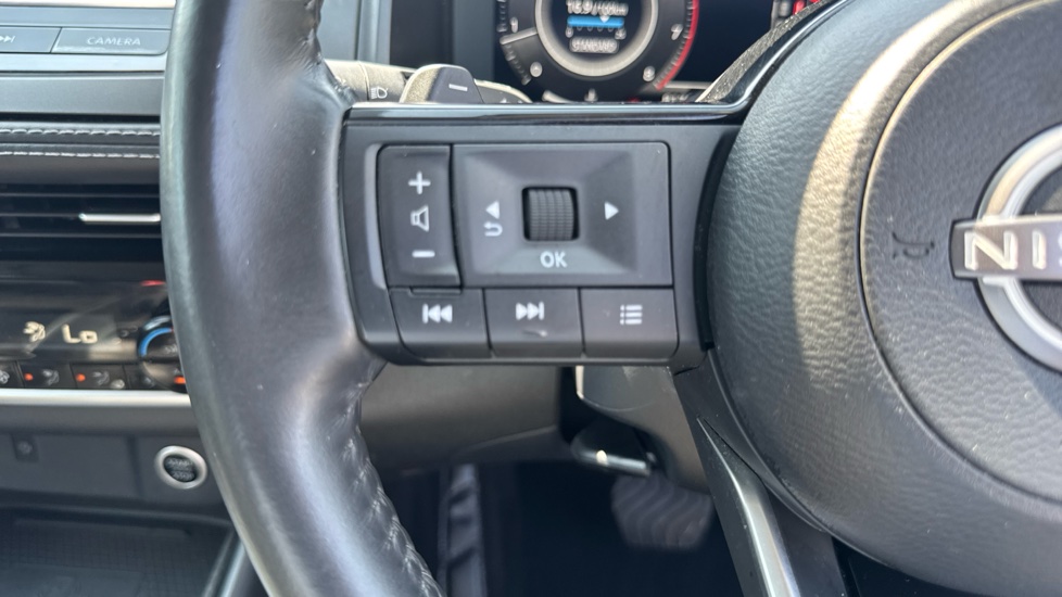 Nissan Qashqai 1.3 DiG-T MH 158 N-Connecta 5dr Xtronic Petrol Hatchback - Image 25