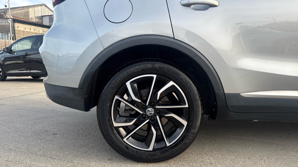 MG ZS 1.0T GDi Exclusive 5dr DCT Petrol Hatchback - Image 7