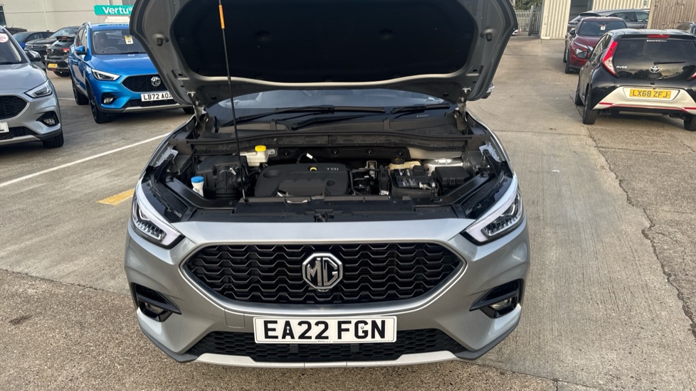 MG ZS 1.0T GDi Exclusive 5dr DCT Petrol Hatchback - Image 8