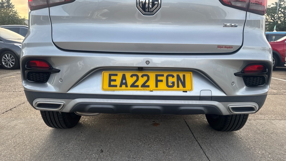 MG ZS 1.0T GDi Exclusive 5dr DCT Petrol Hatchback - Image 21