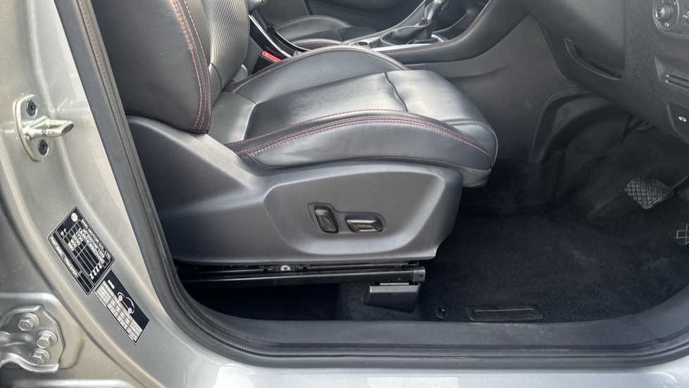 MG ZS 1.0T GDi Exclusive 5dr DCT Petrol Hatchback - Image 28