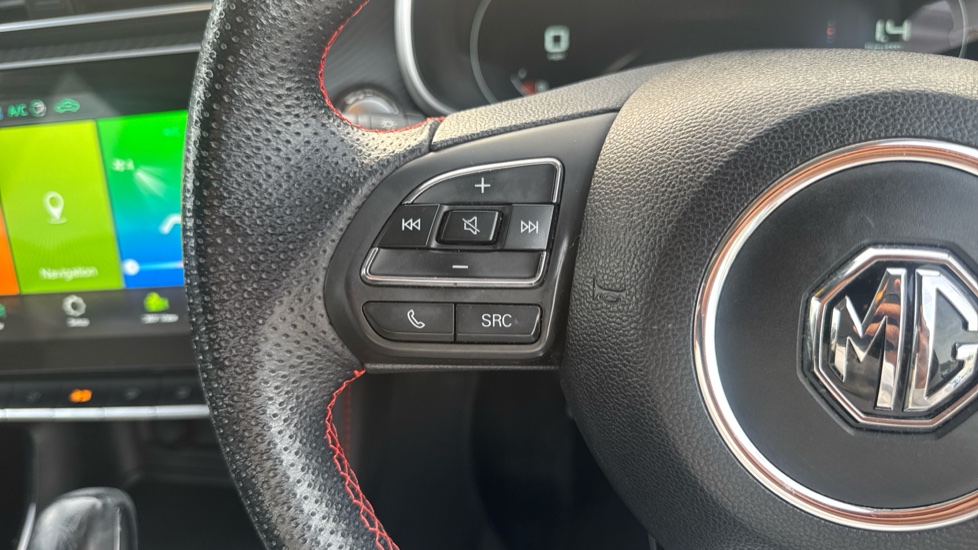MG ZS 1.0T GDi Exclusive 5dr DCT Petrol Hatchback - Image 33