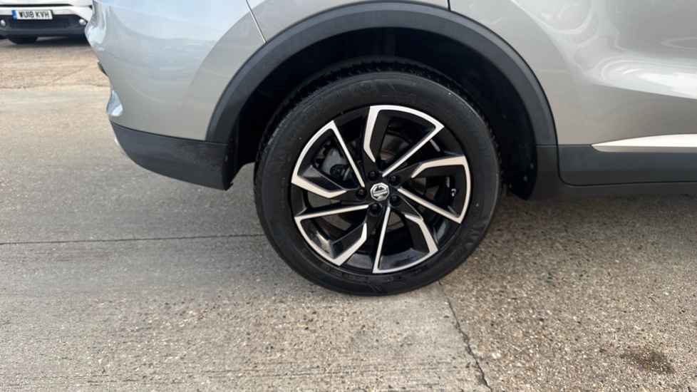 MG ZS 1.0T GDi Exclusive 5dr DCT Petrol Hatchback - Image 48