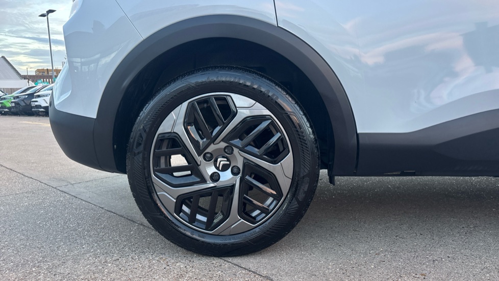 Citroen C4 1.2 PureTech [130] Plus 5dr Petrol Hatchback - Image 7