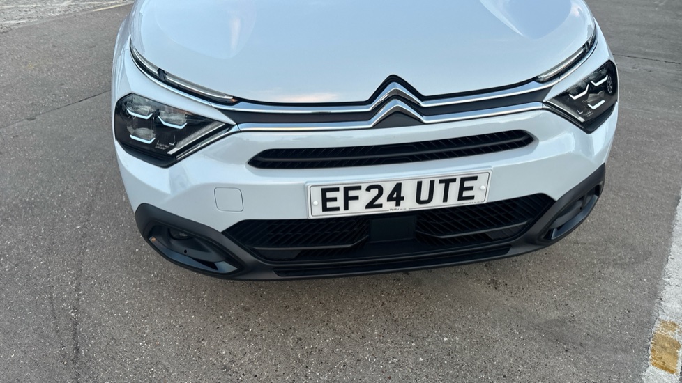 Citroen C4 1.2 PureTech [130] Plus 5dr Petrol Hatchback - Image 42