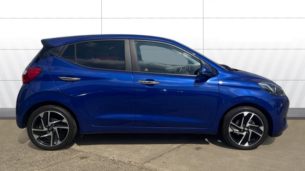Hyundai i10 1.0 MPi Premium 5dr Petrol Hatchback - Image 5
