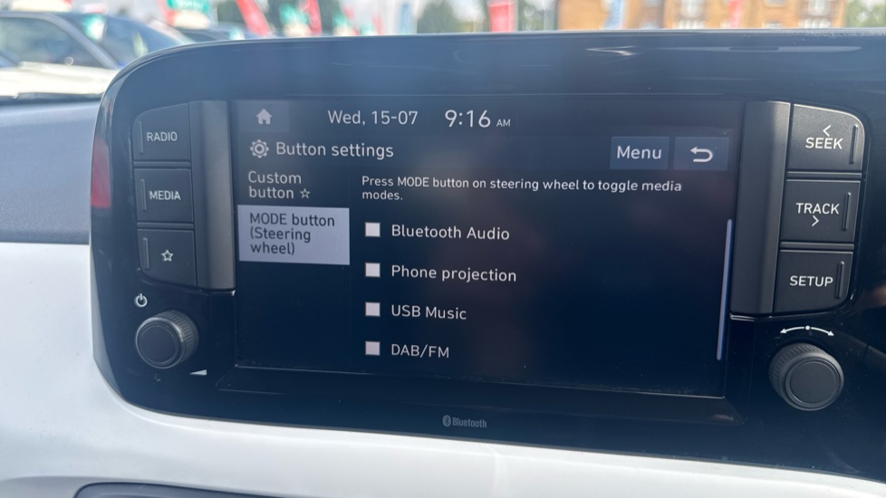Hyundai i10 1.0 MPi Premium 5dr Petrol Hatchback - Image 25