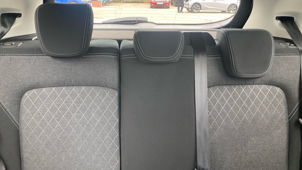 Ford Fiesta 1.0 EcoBoost Active 1 5dr Petrol Hatchback - Image 15