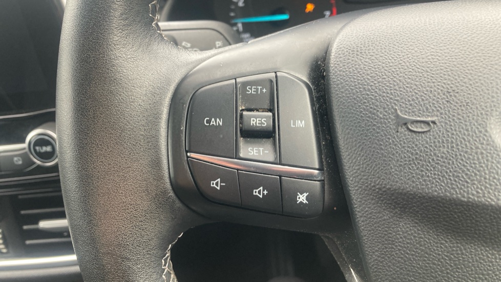 Ford Fiesta 1.0 EcoBoost Active 1 5dr Petrol Hatchback - Image 34