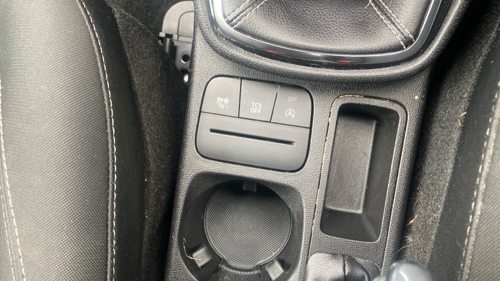 Ford Fiesta 1.0 EcoBoost Active 1 5dr Petrol Hatchback - Image 37