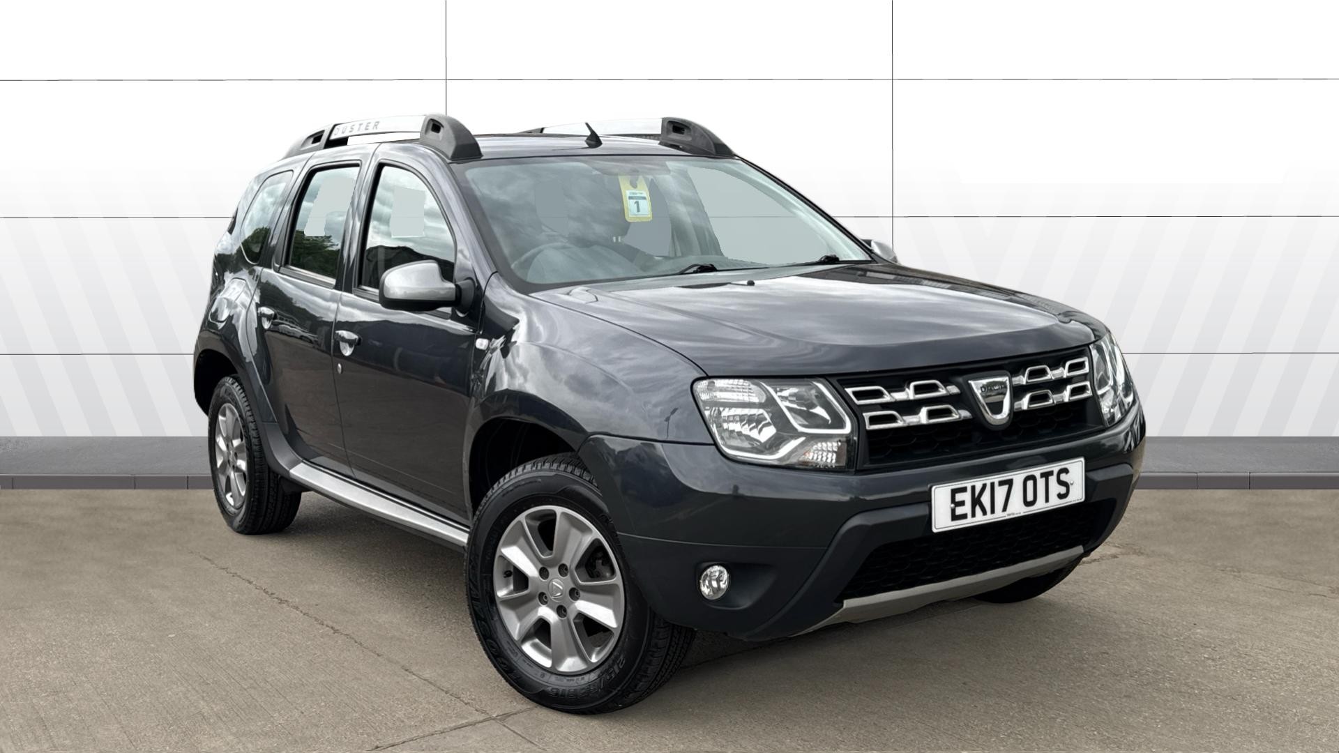 Dacia Duster listing photo