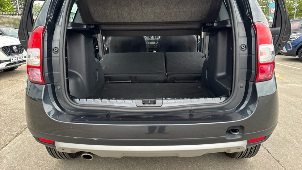 Dacia Duster 1.5 dCi 110 Laureate 5dr Diesel Estate - Image 40