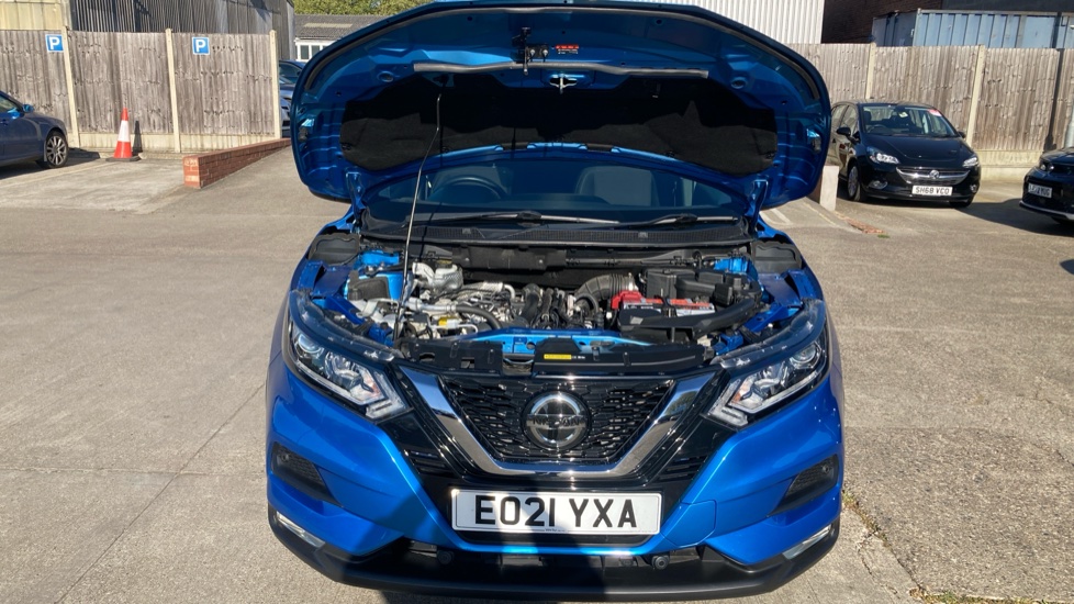 Nissan Qashqai 1.3 DiG-T 160 [157] Acenta Premium 5dr DCT Petrol Hatchback - Image 8