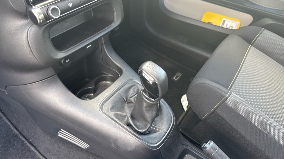 Citroen C3 1.2 PureTech 83 Feel 5dr Petrol Hatchback - Image 13