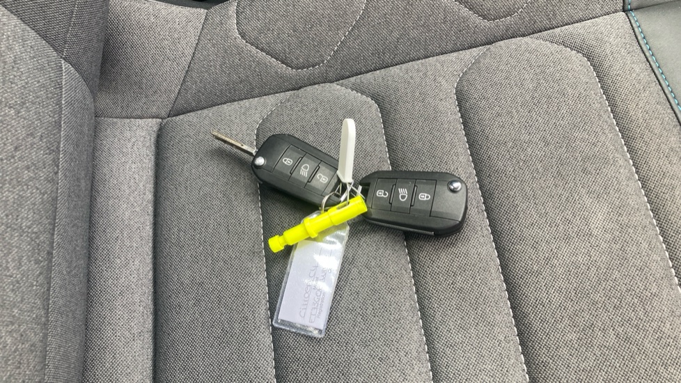 Citroen C4 1.2 PureTech You 5dr Petrol Hatchback - Image 20