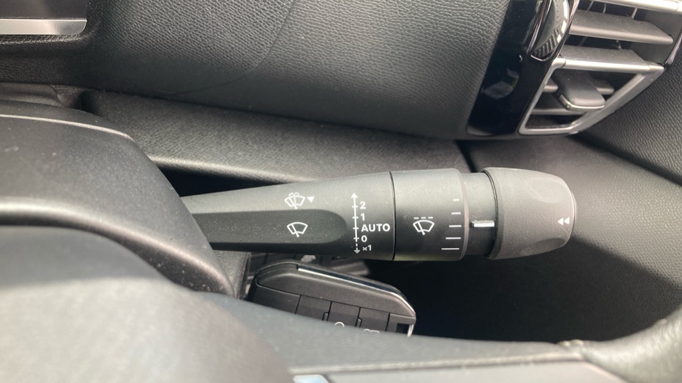 Citroen C4 1.2 PureTech You 5dr Petrol Hatchback - Image 23