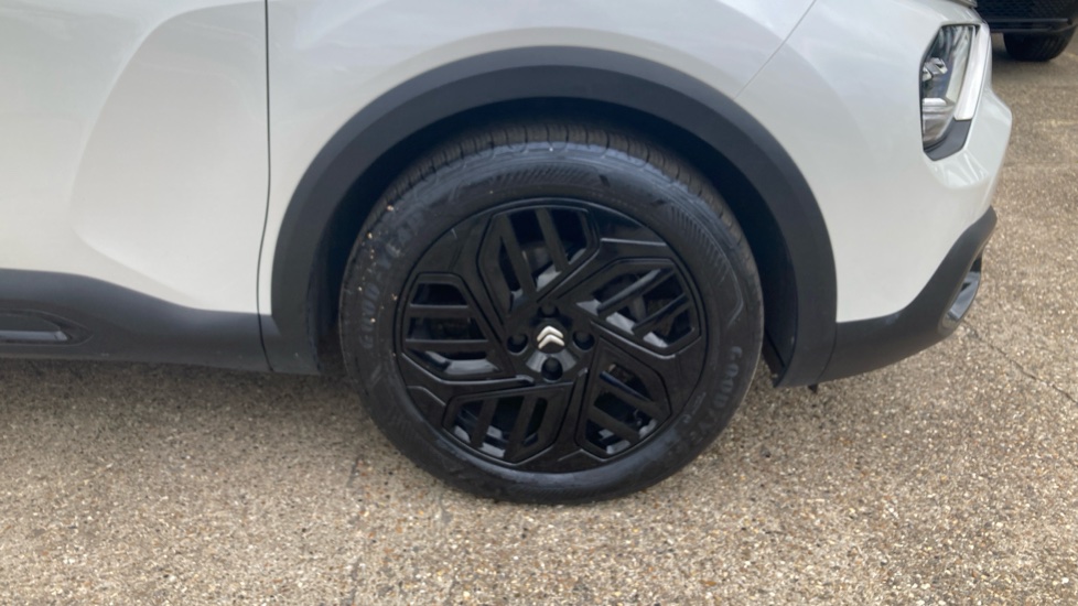 Citroen C4 1.2 PureTech You 5dr Petrol Hatchback - Image 33