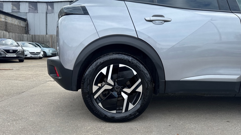 Peugeot 2008 100kW Allure 50kWh 5dr Auto Electric Estate - Image 7