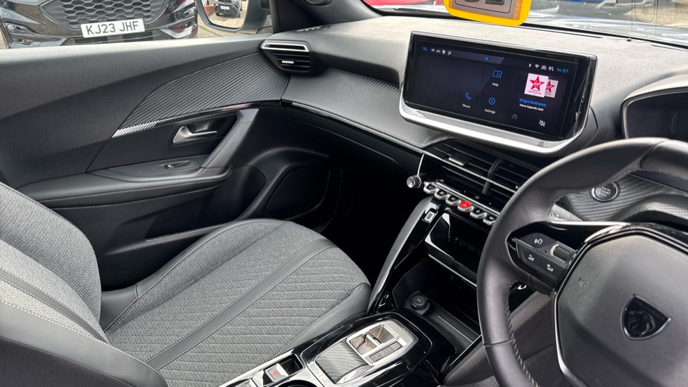 Peugeot 2008 100kW Allure 50kWh 5dr Auto Electric Estate - Image 14