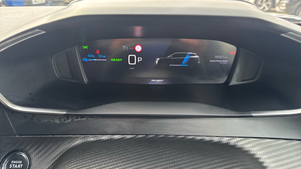 Peugeot 2008 100kW Allure 50kWh 5dr Auto Electric Estate - Image 18