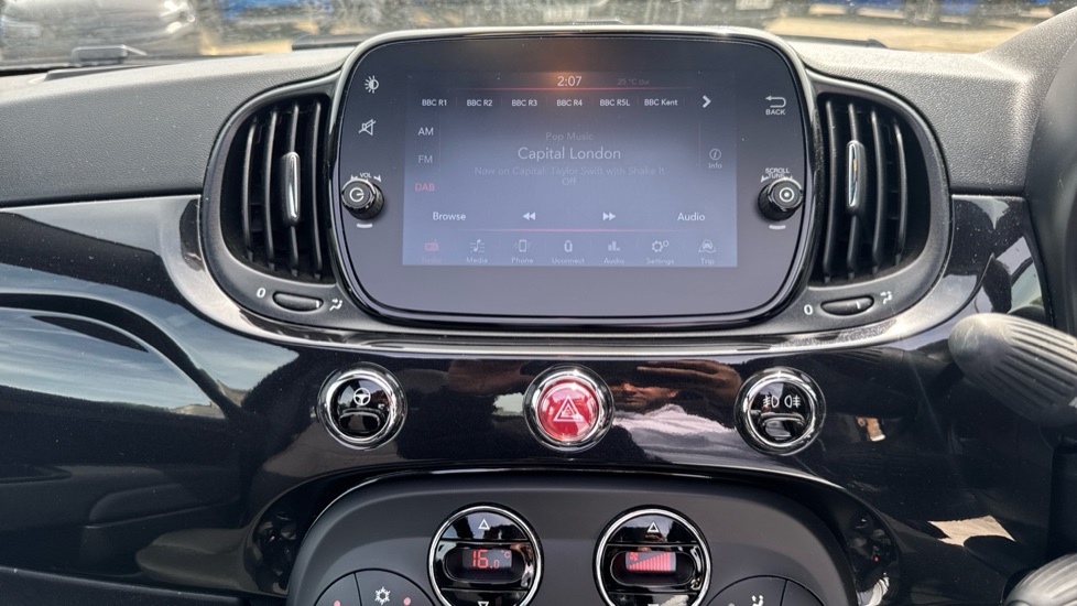 Fiat 500 1.0 Mild Hybrid 2dr Petrol Convertible - Image 38