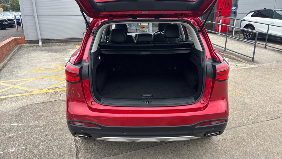 MG HS 1.5 T-GDI Excite 5dr DCT Petrol Hatchback - Image 4