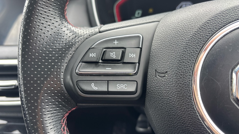 MG HS 1.5 T-GDI Excite 5dr DCT Petrol Hatchback - Image 21