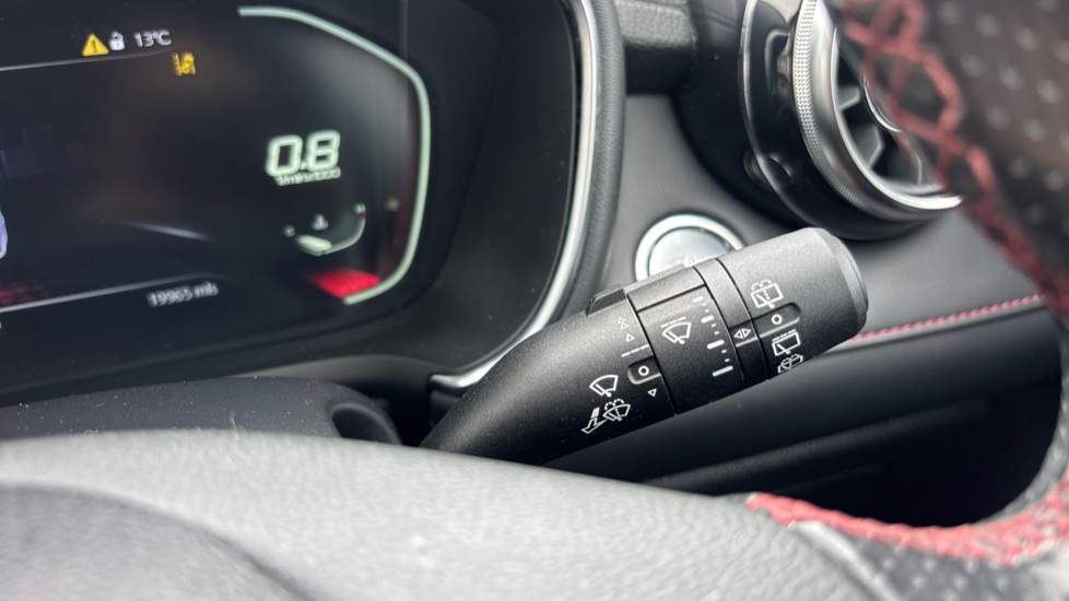 MG HS 1.5 T-GDI Excite 5dr DCT Petrol Hatchback - Image 25