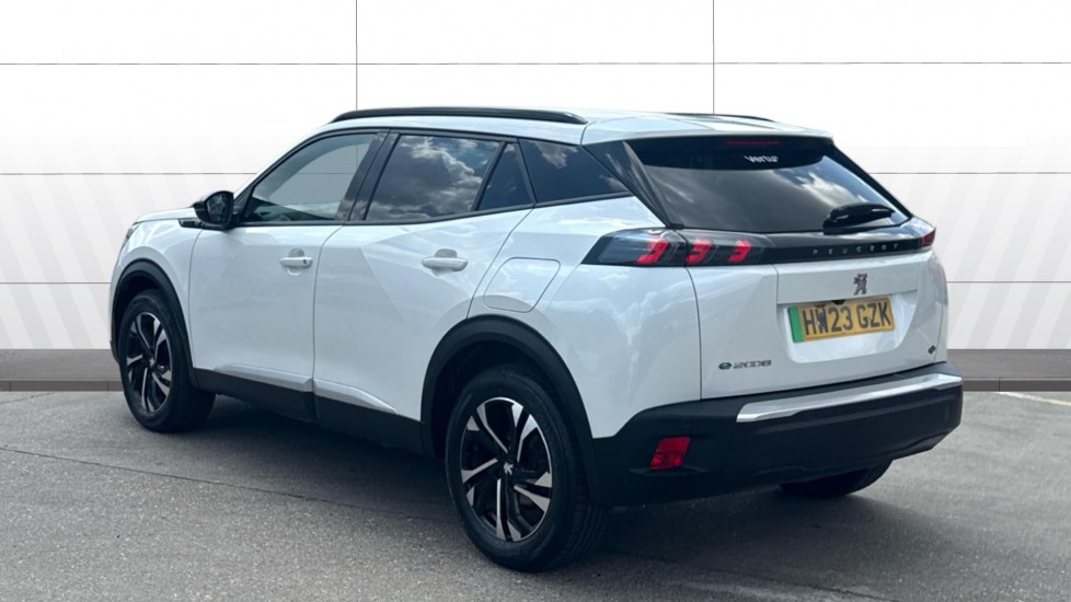 Peugeot 2008 100kW Allure Premium+ 50kWh 5dr Auto Electric Estate - Image 2