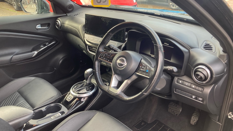 Nissan Juke 1.0 DiG-T Tekna 5dr DCT Petrol Hatchback - Image 11