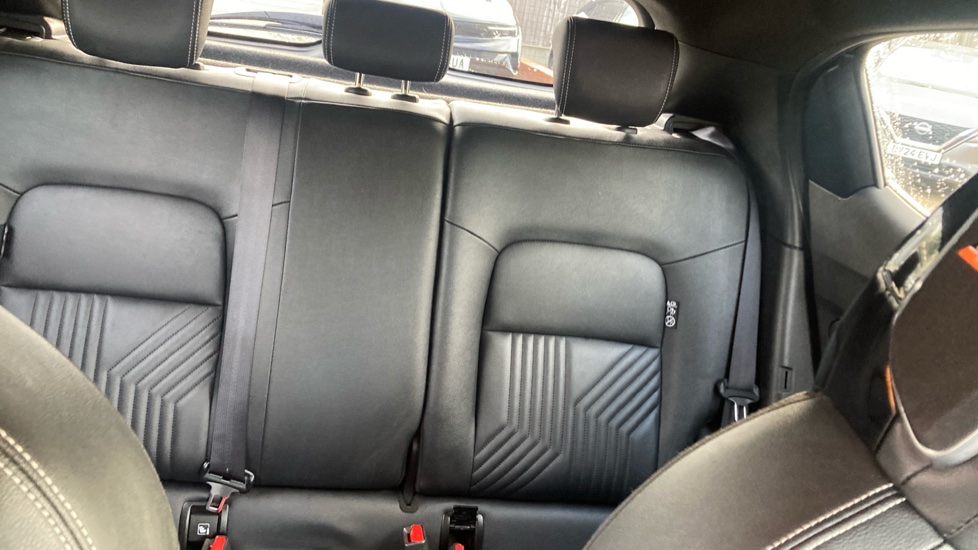 Nissan Juke 1.0 DiG-T Tekna 5dr DCT Petrol Hatchback - Image 15