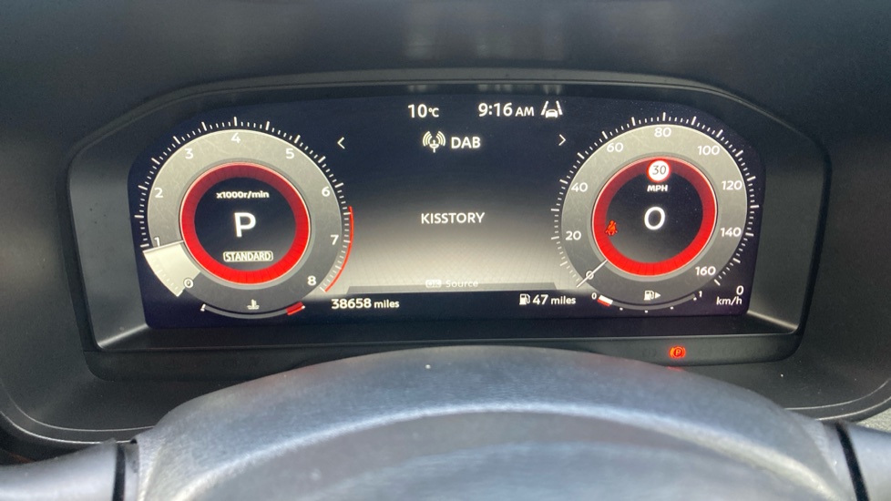 Nissan Juke 1.0 DiG-T Tekna 5dr DCT Petrol Hatchback - Image 39