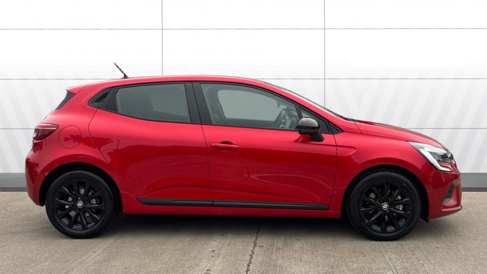 Renault Clio 1.6 E-TECH full hybrid 145 Evolution 5dr Auto Hybrid Hatchback - Image 5