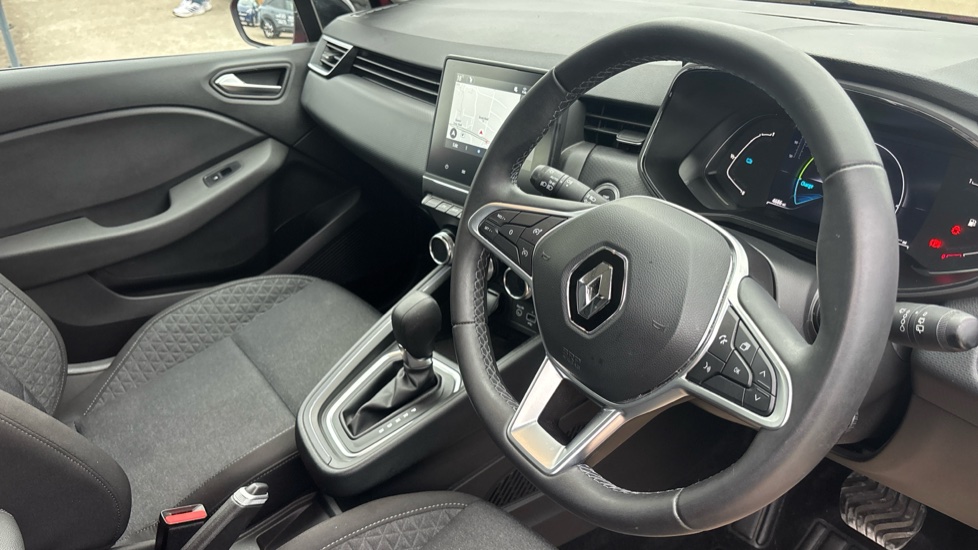 Renault Clio 1.6 E-TECH full hybrid 145 Evolution 5dr Auto Hybrid Hatchback - Image 11