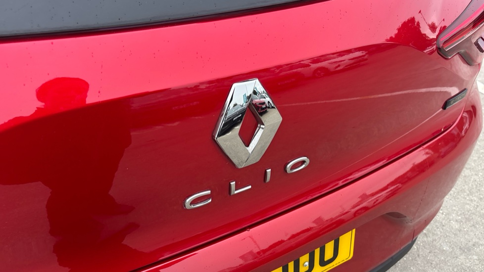 Renault Clio 1.6 E-TECH full hybrid 145 Evolution 5dr Auto Hybrid Hatchback - Image 24